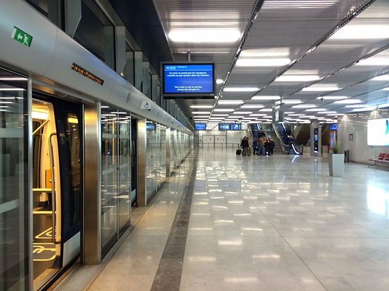 Transfer Terminal 2E to Terminal 2F - CHARLES DE GAULLE AIRPORT (Paris CDG)