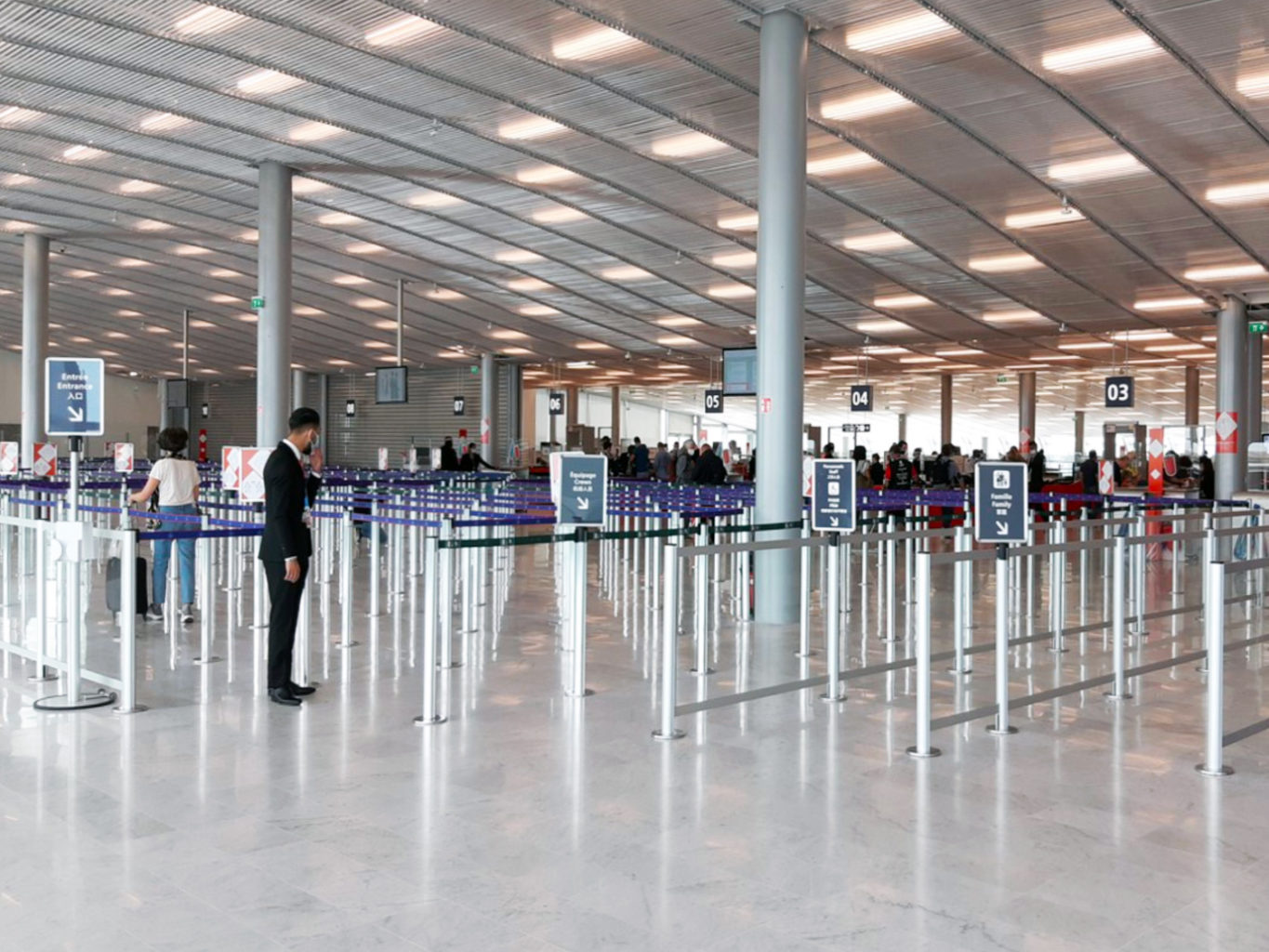 Terminal 2B - CHARLES DE GAULLE AIRPORT (Paris CDG)