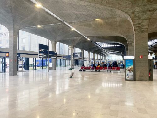 Aéroport Charles de Gaulle 1 station - Wikipedia